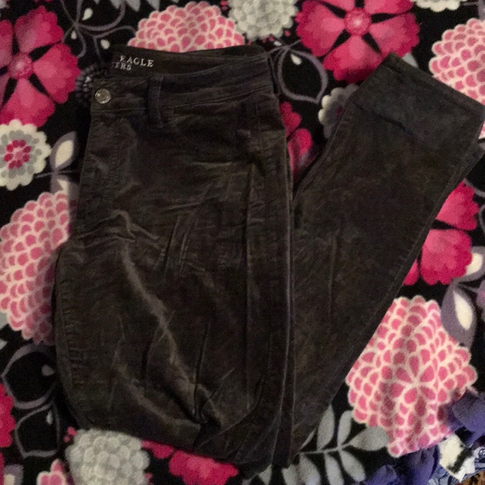 LIKE NEW AE velvet jeggings